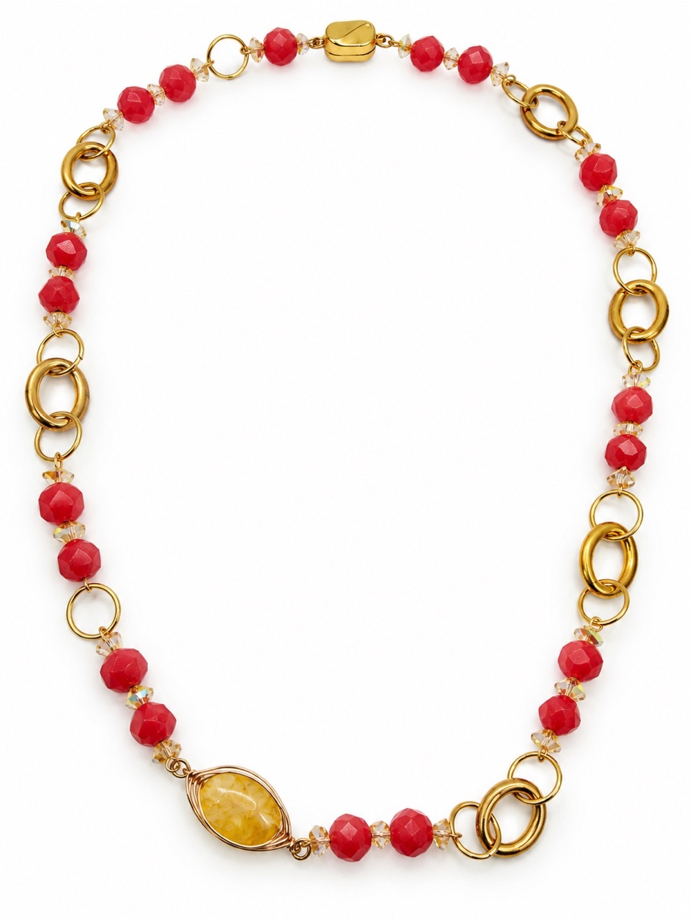 Gold-Link Necklace with Pink Beads